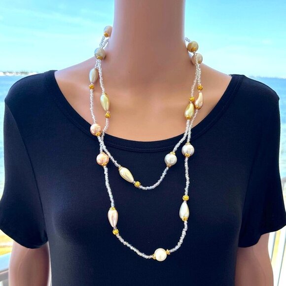 CI Avon Necklace Simulated Pearls Aurora Borealis Glass Beads 56 Inch Length Vin - Picture 3 of 6